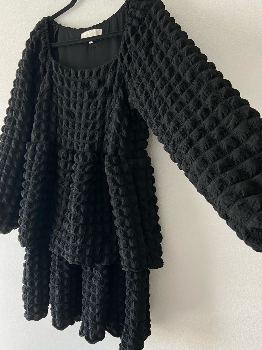 Simply Southern Black Textured Long Sleeve Tiered Dress Size M - Picture 3 of 10